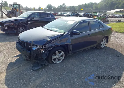 2012 Toyota Camry Se/Le/Xle z USA, uszkodzony, nr VIN 4T1BF1FK2CU027165